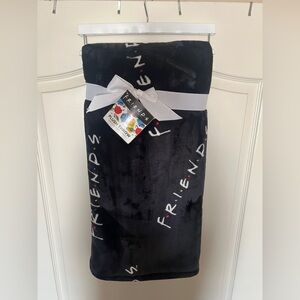 Friends Plush Throw Blanket Black White Warner Brothers NWT